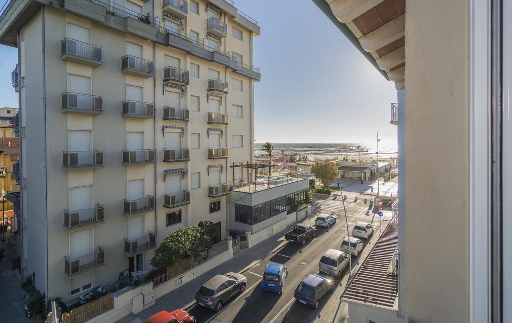Hotel Lido Inn Camaiore Bagian luar foto